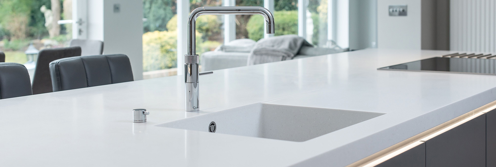 kitchen surfaces made from solid surface